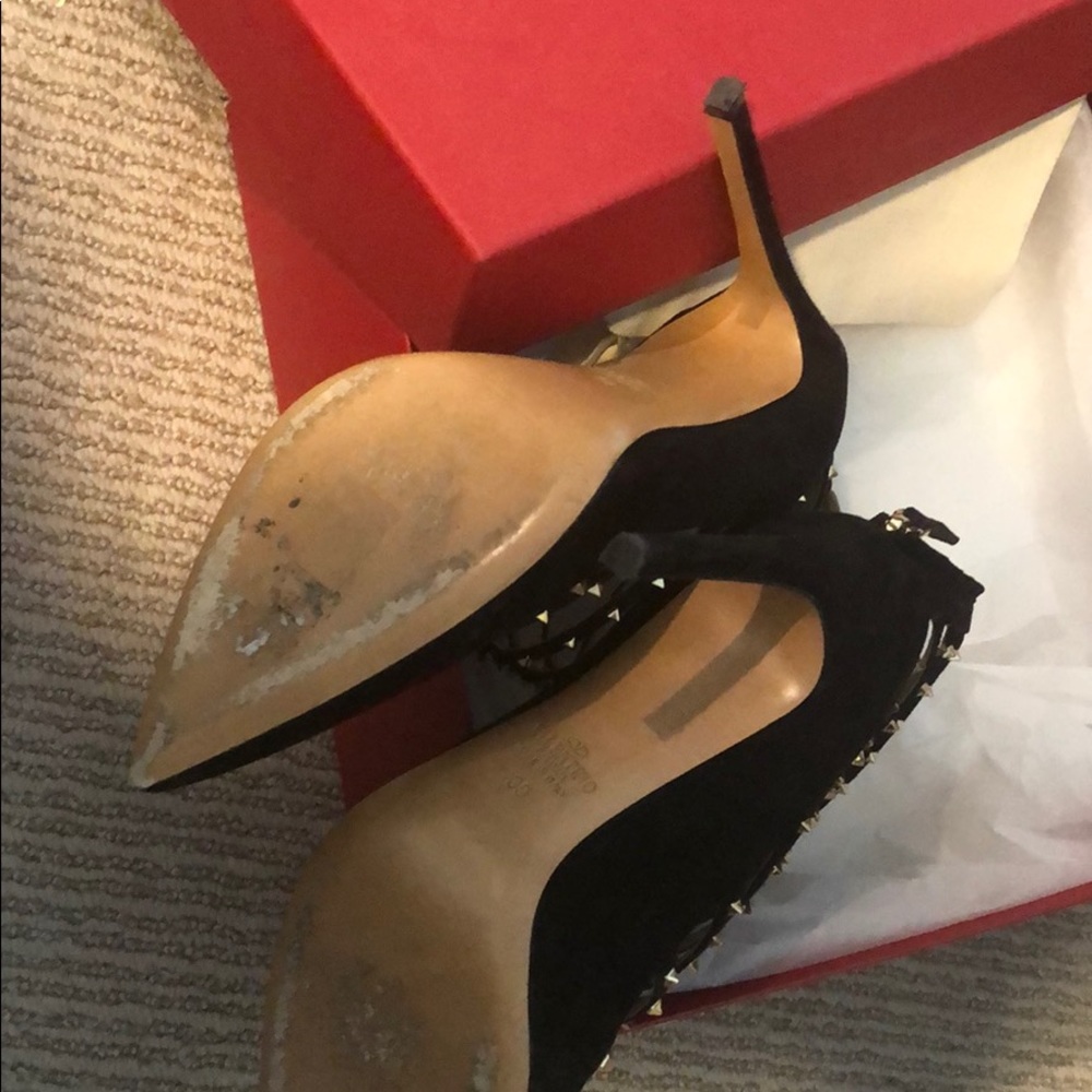 Heels - Picture 5 of 10